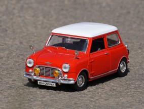 Austin Mini，经典小型汽车的魅力之旅  austin mini