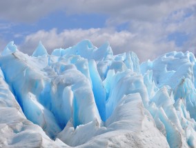 洛克王国冰天雪地技能石，冰封之力的象征  洛克王国冰天雪地技能石